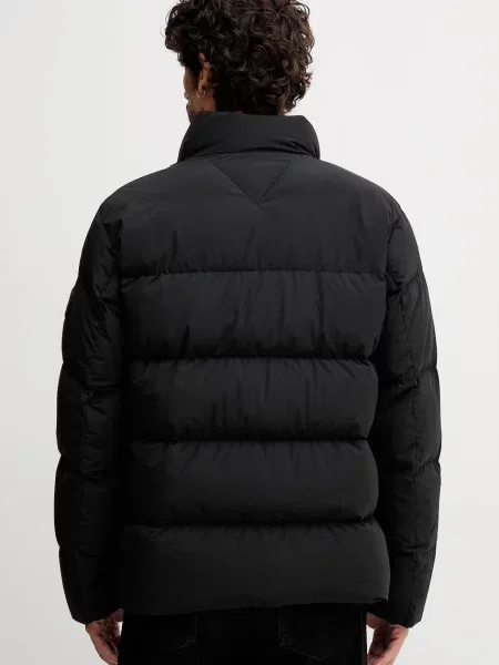 Péřová bunda Tommy Hilfiger zimní černá