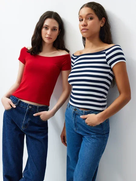 Trendyol Футболка червоний