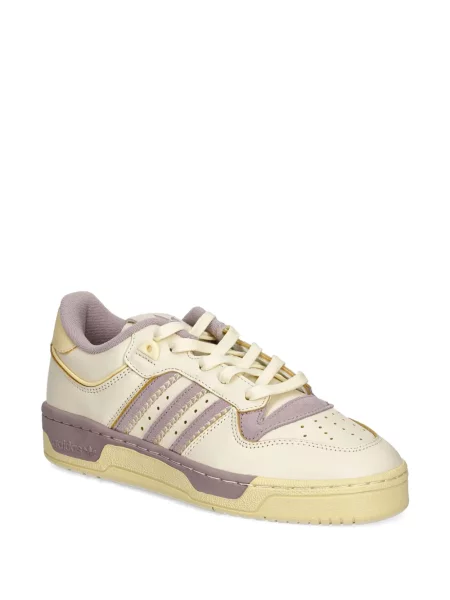 Prugaste kratke hlače Adidas crna