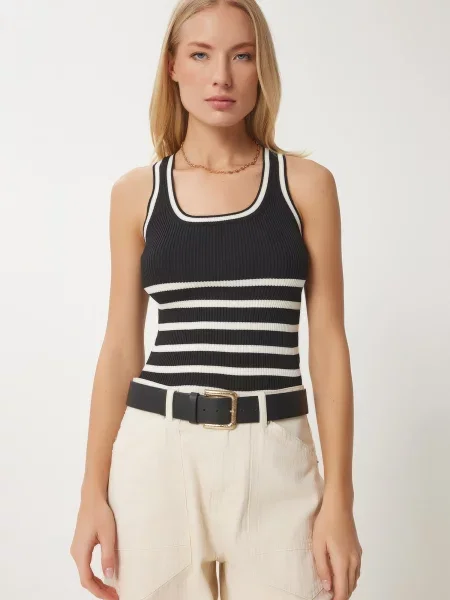 Happiness İstanbul Top brodat negru / murdar alb