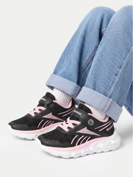 Детские кроссовки Reebok черные