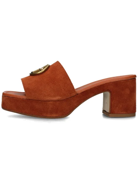 Pantofi Guess maro