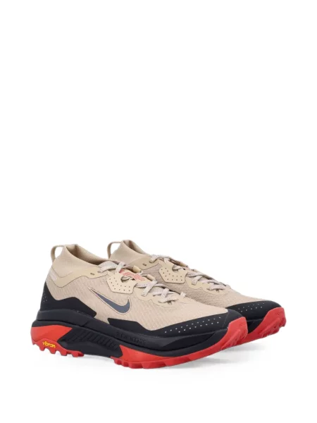 Matlasat sneakerși Nike Air Zoom de drumeție negru