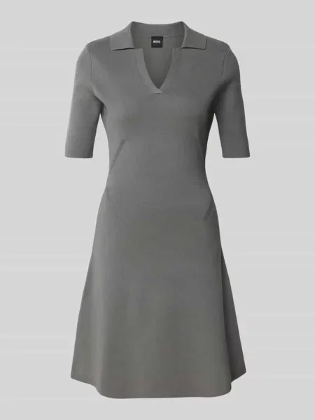 Sukienka mini taliowana z drobnym prążkowaniem Boss