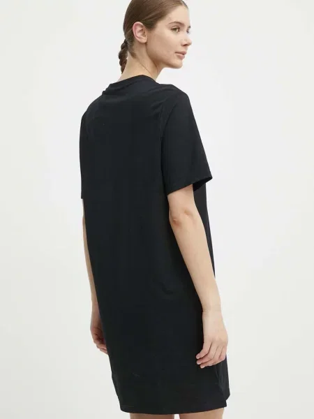 Šaty Peak Performance mini oversize černá