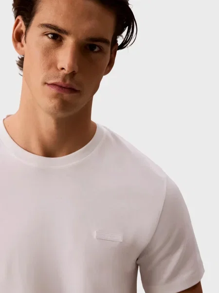 Футболка Calvin Klein с лого белая