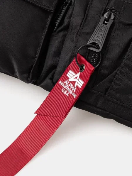 Alpha Industries övtáska fekete