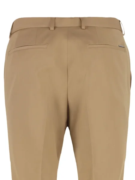 Pantaloni Boss de lână maro