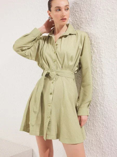 Trendyol Rochie tip bluză verde kiwi alb