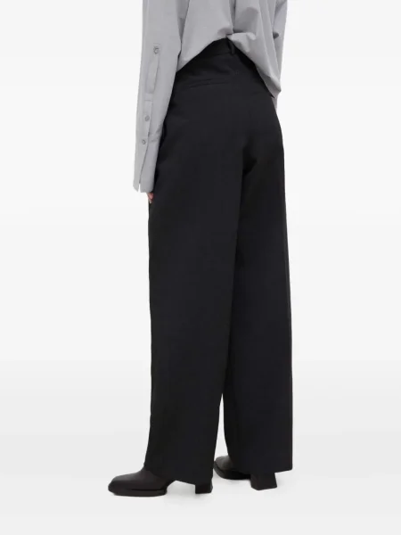 Pantaloni Herskind plisate gri