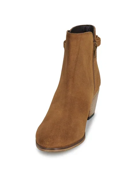 Pantofi Betty London maro