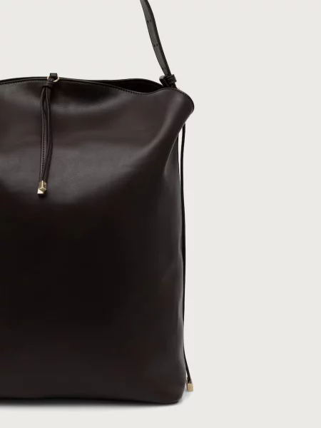 Armani Exchange Táska Sötétbarna barna