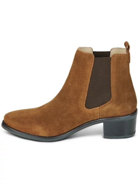 Pantofi Betty London maro