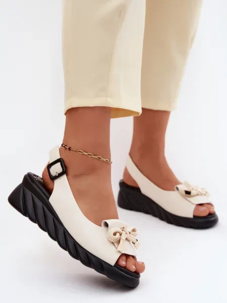 Sandale Artiker din piele cu platformă negru