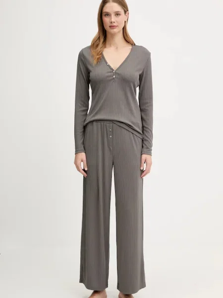 Пижама Karl Lagerfeld ESSENTIAL дамска кафяво сиво