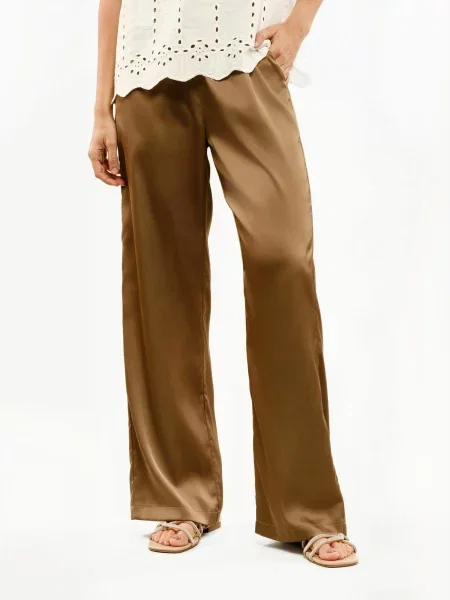 Liberte Essentiel Pantaloni TIKI maro