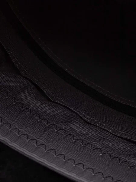 Однотонный большой рюкзак Eastpak черный