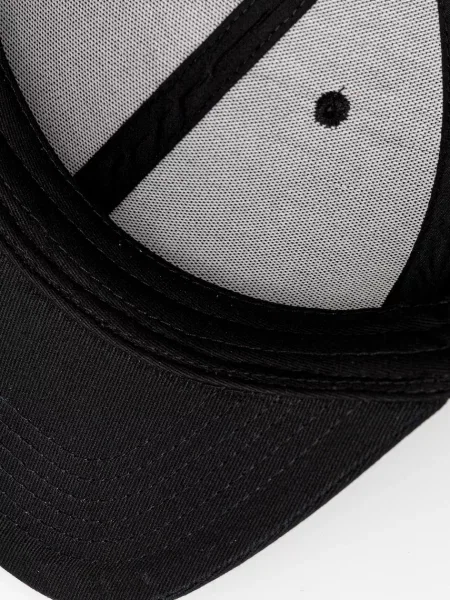 Кепка Karl Lagerfeld черная