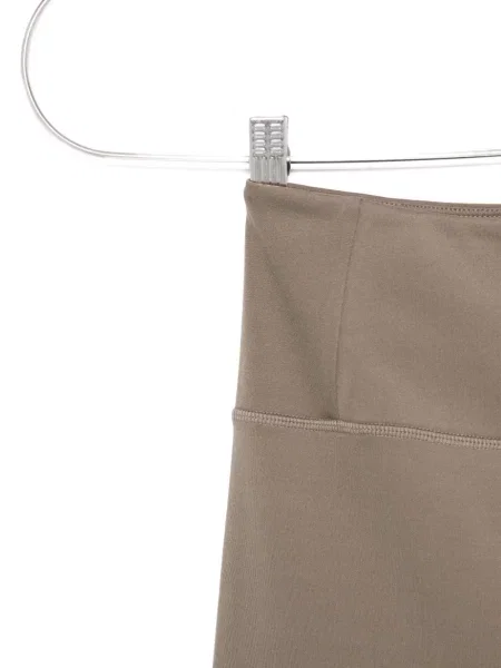 Pantaloni Girlfriend Collective maro