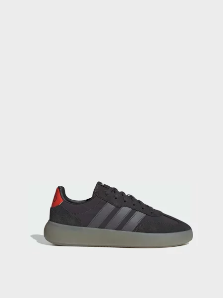 Повседневные кроссовки Adidas черные