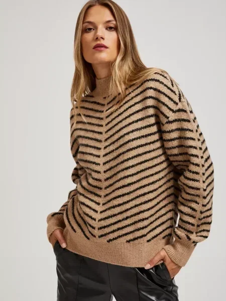 Пуловер Marisse на райета черно