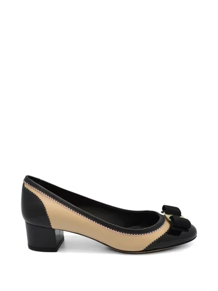 Pantofi cu toc Ferragamo din piele