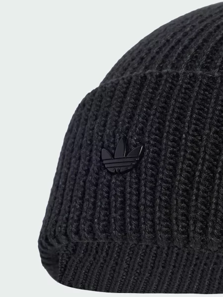 Шапка Adidas черная