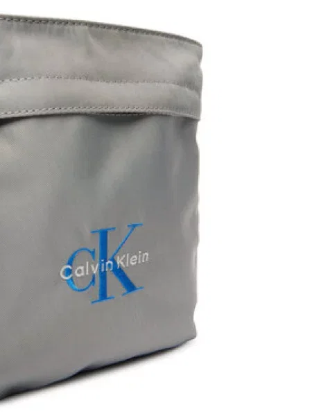 Crossover torbica Calvin Klein Bold Flatpack siva