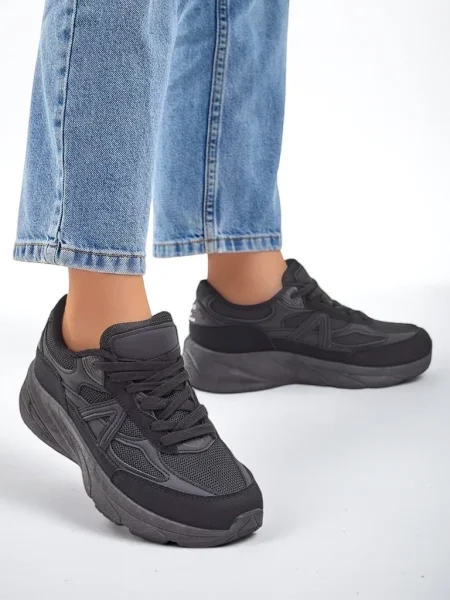 Sneakerși Resti negru