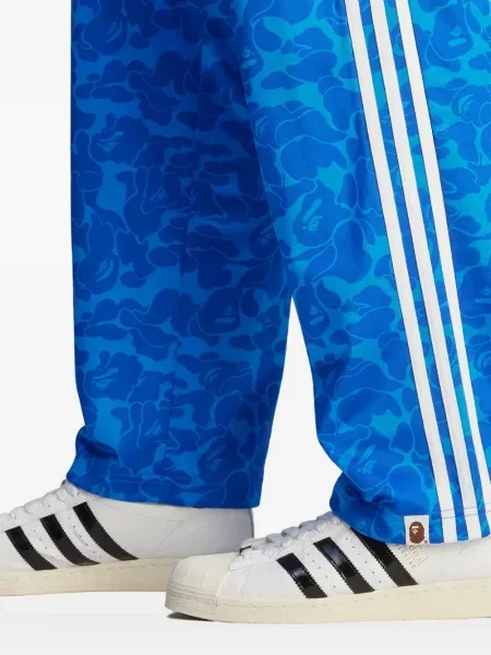 Sneakerși Adidas Predator cu broderie cu dungi din piele de căprioară albastru