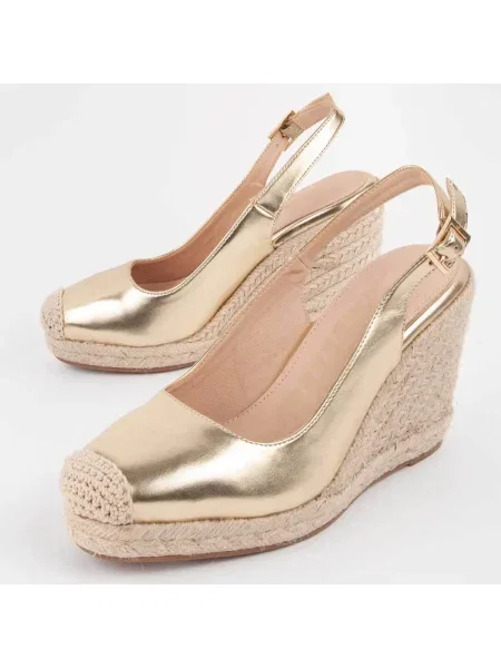 Pantofi Montevita auriu