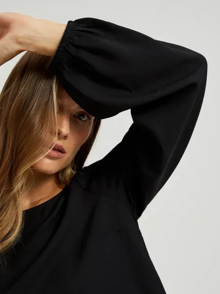 Bluza Moodo s čipko črna