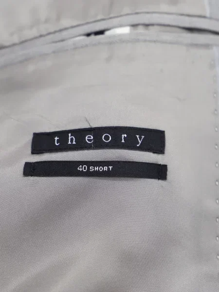 Sacou Theory gri
