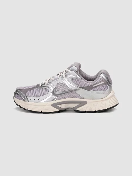 Кожаные кроссовки Nike