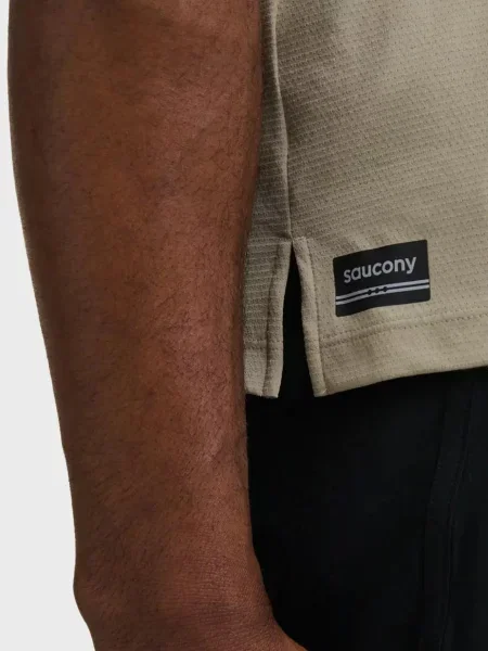 Футболка Saucony бежева