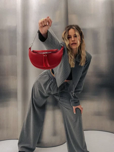 Кожаная сумка ромашка красная