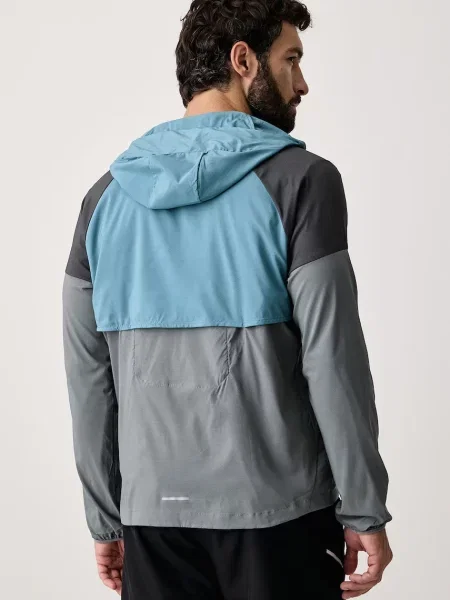 Nike kurtka do biegania Impossibly Light Windrunner szara