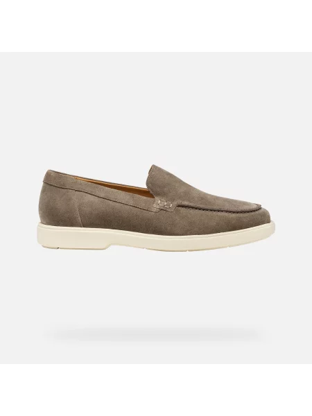 Pantofi loafer Geox din piele bej