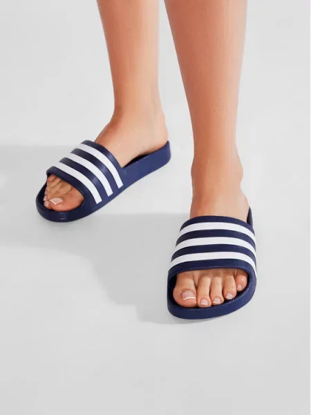Šľapky adidas