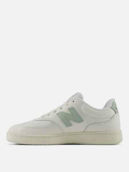 Кожаные кроссовки New Balance белые
