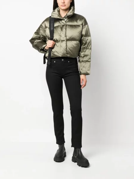 Kurtka puchowa Calvin Klein o krotszym kroju zielona
