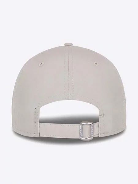 Кепка New Era з аплікацією бежевий