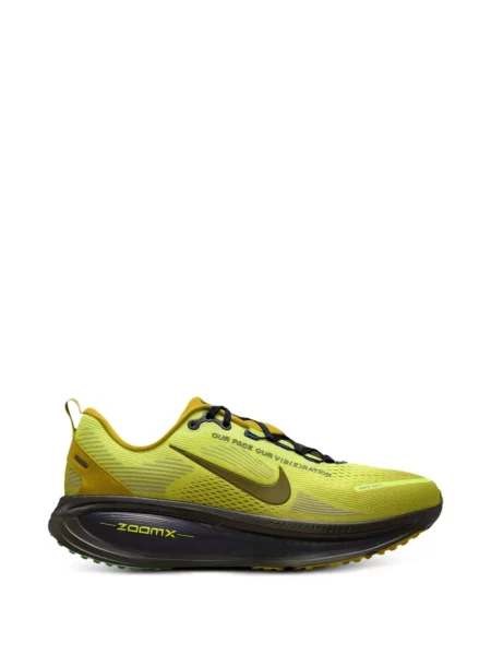 Sneakerși Nike Vomero galben