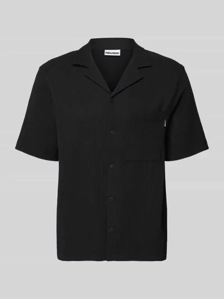 Koszula casualowa o pudełkowym kroju w plisowanej stylistyce Review czarna