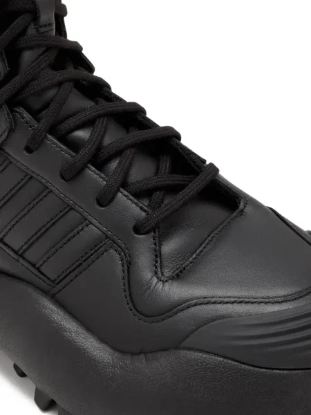 Prugaste tenisice Adidas Adizero s vezicama od brušene kože crna