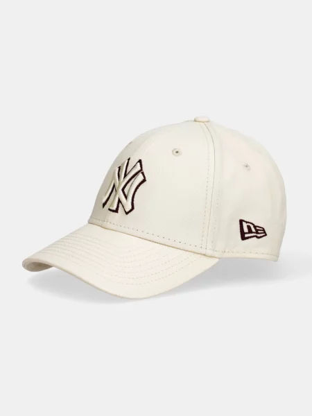 Шапка с козирка New Era бежово