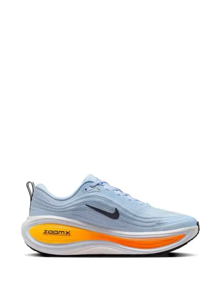 Tricou Nike cu broderie cu decolteu în V retro roz