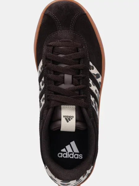 Кроссовки Adidas коричневые