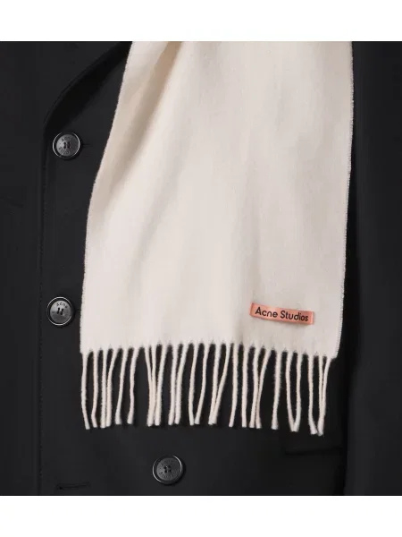Fular Acne Studios cu franjuri de lână bej