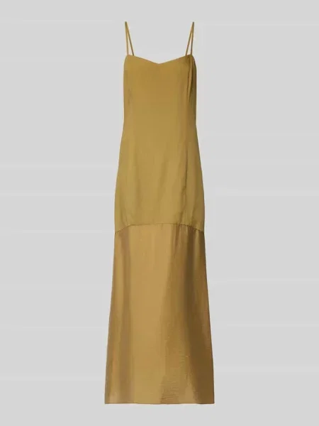 Sukienka koktajlowa z rozcięciem z boku Jake*s Cocktail